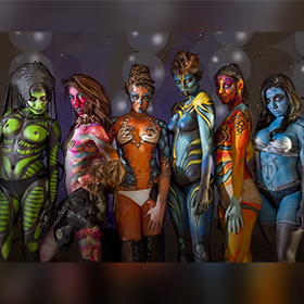 Phoenix ComiCon Aliens bodypainting 2015