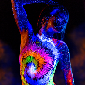 UV Blacklight painting with Ziva Fey at Unexpected Art Gallery