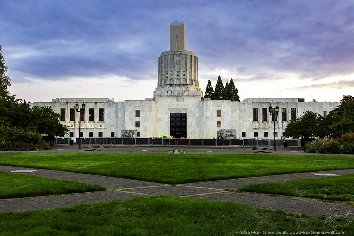 OR – Oregon State Capital, SalemFeatured Image